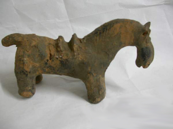 (ة) TERRACOTTA HORSE 